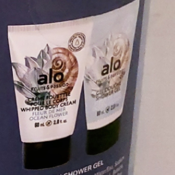 🇨🇦 Alo Ocean Flower Mini Body Duo Set - Picture 3 of 3